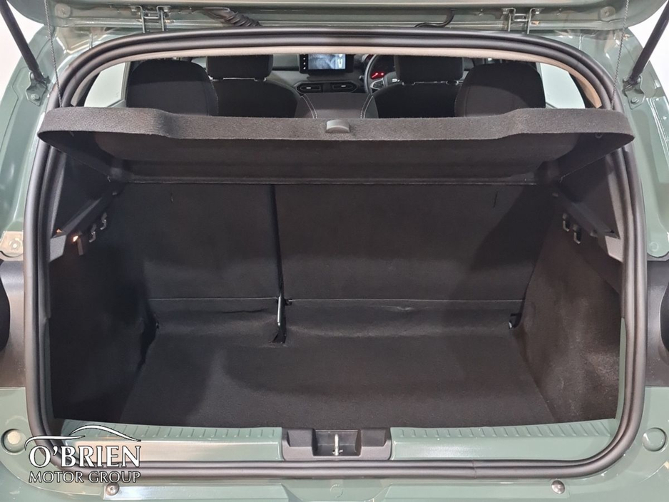 2024 Dacia Sandero Stepway - image 12