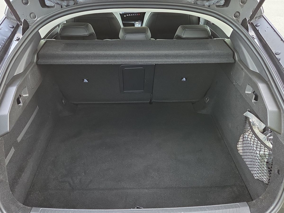 2023 Peugeot 408 - image 11