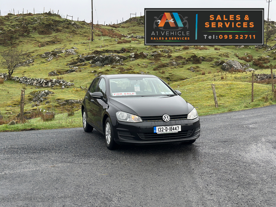 2013 Volkswagen Golf - image 5