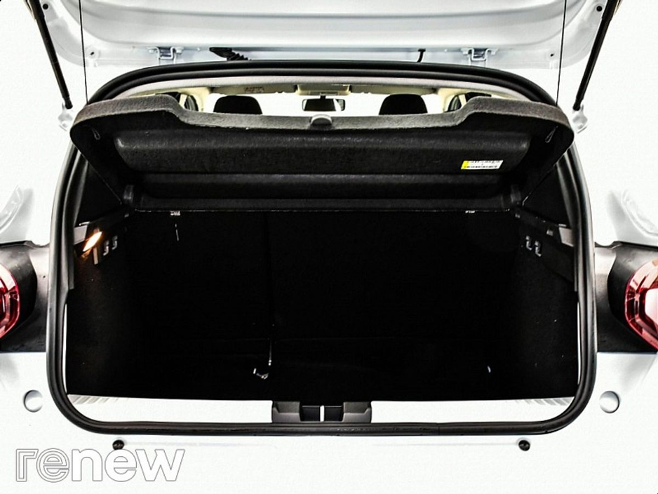 2023 Dacia Sandero - image 12