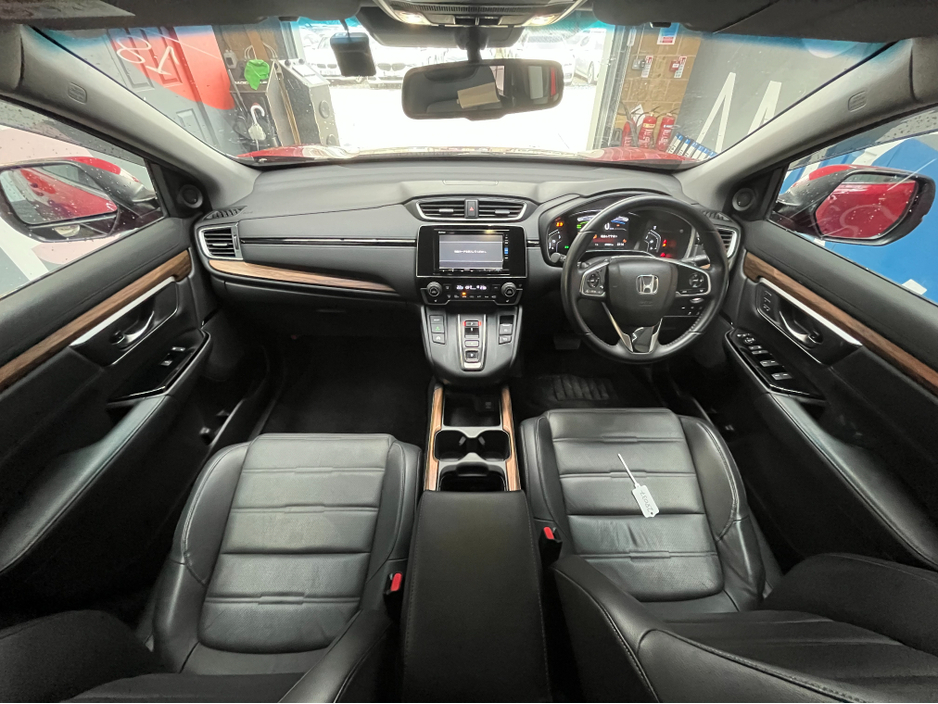 2018 Honda CR-V €24950 2018 HONDA CR-V EX HYBRID MASTERPIECE 2.0 / CRUISE CONTROL / REVERSE CAMERA / ELECTRIC MEMORY & HEATED SEATS / PADDLE SHIFTERS / PANORAMIC SUNROOF €24,950