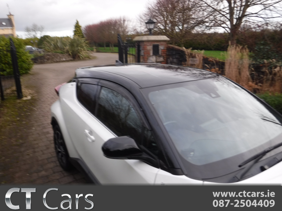 2018 Toyota C-HR - image 3