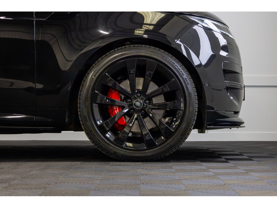 2026 Land Rover Range Rover Sport - image 7