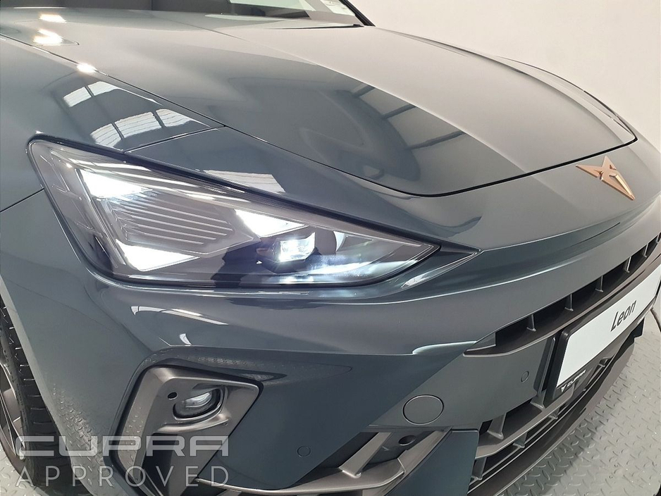 2025 SEAT Leon 2.0TDI 150hp Auto €38,945