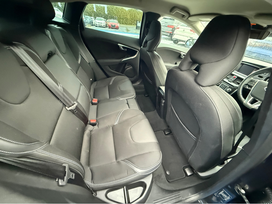 2019 Volvo V40 MOMENTUM - D4 2.0L DIESEL - AUTO - 12M WARRANTY - CAR: 1616
