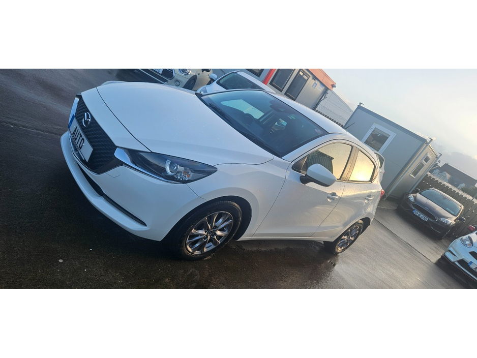 2020 Mazda Mazda2 - image 3