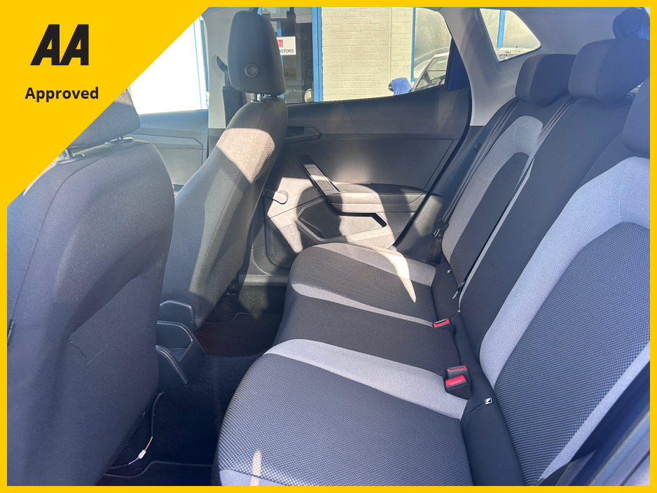 2020 SEAT Ibiza - image 7