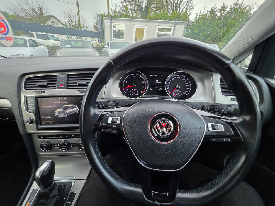 2015 Volkswagen Golf 1.2 TSI COMFORTLINE - REVERSE CAMERA - MULTIFUNCTION STEERINE WHEEL ALLOYS LOW TAX BAND €12,950