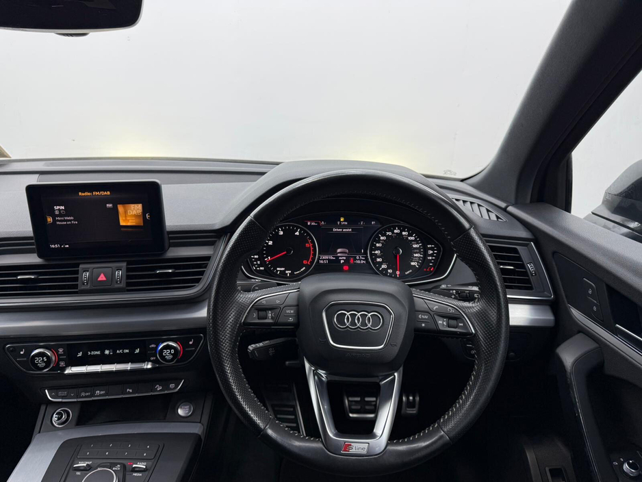 2017 Audi Q5 2.0TDI 190 quattro S-Tronic S Line €21,950