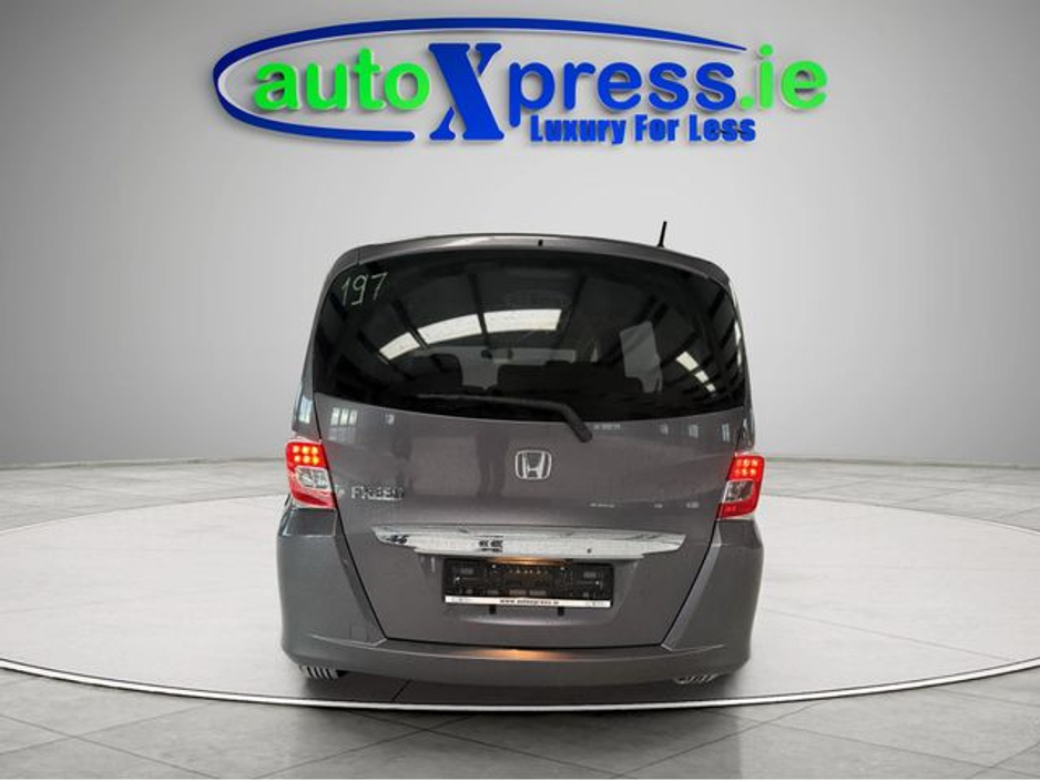 2016 Honda Freed 7 SEATER 1.5 Petrol Auto, Reversing camera €13,495