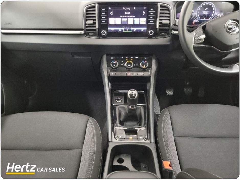 2024 Skoda Karoq Ambition 115HP 2.0 Diesel Manual €30,895