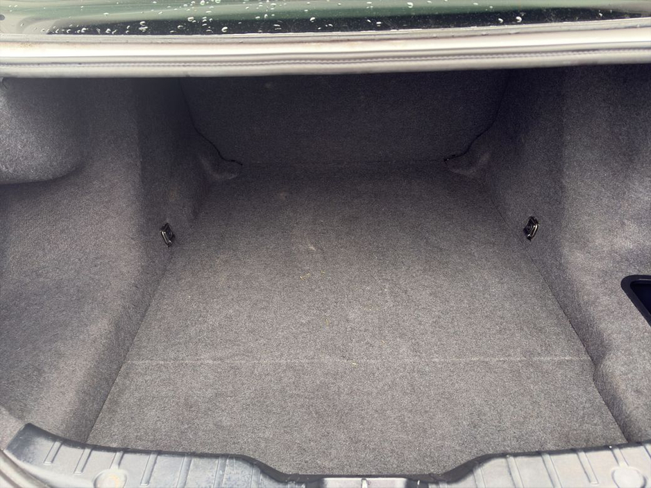 2016 BMW 5 Series - image 15