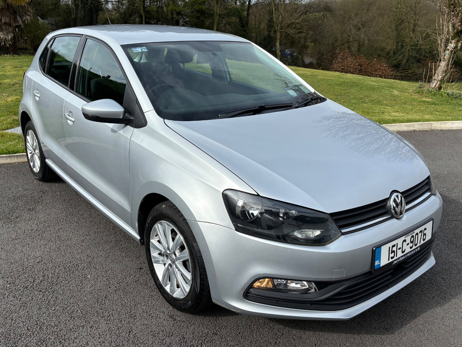 2015 Volkswagen Polo - image 2