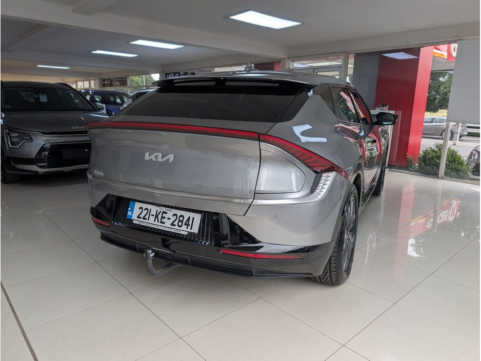 2022 Kia EV6 - image 3