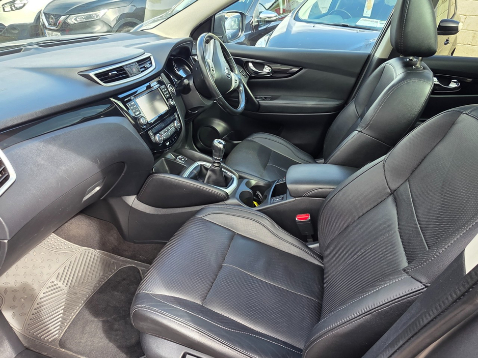 2016 Nissan Qashqai - image 11