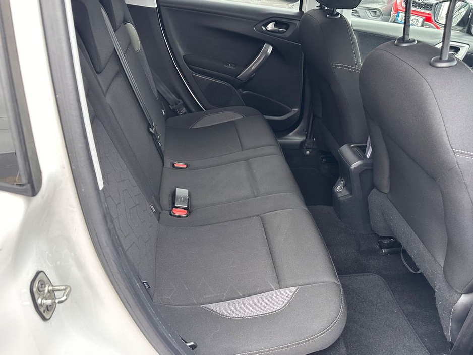 2017 Peugeot 2008 1.6 HDI, ACTIVE MODEL, FULL SERVICE HISTORY, FINANCE, WARRANTY, 5 STAR REVIEWS €9,995