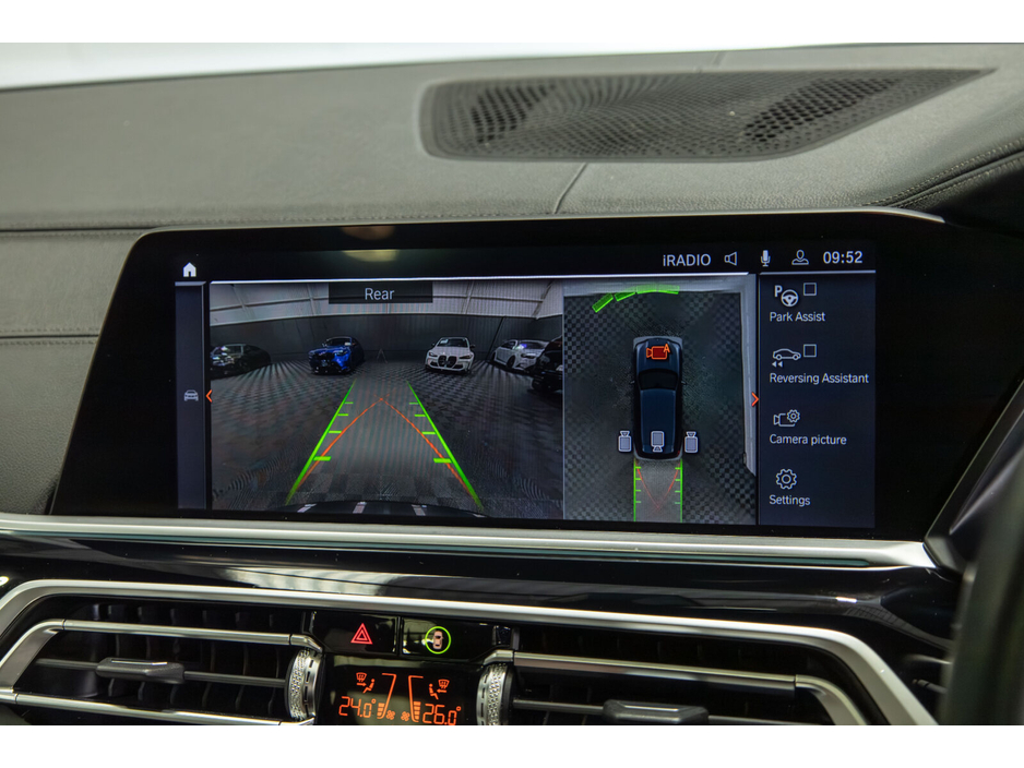 2022 BMW X5 - image 25