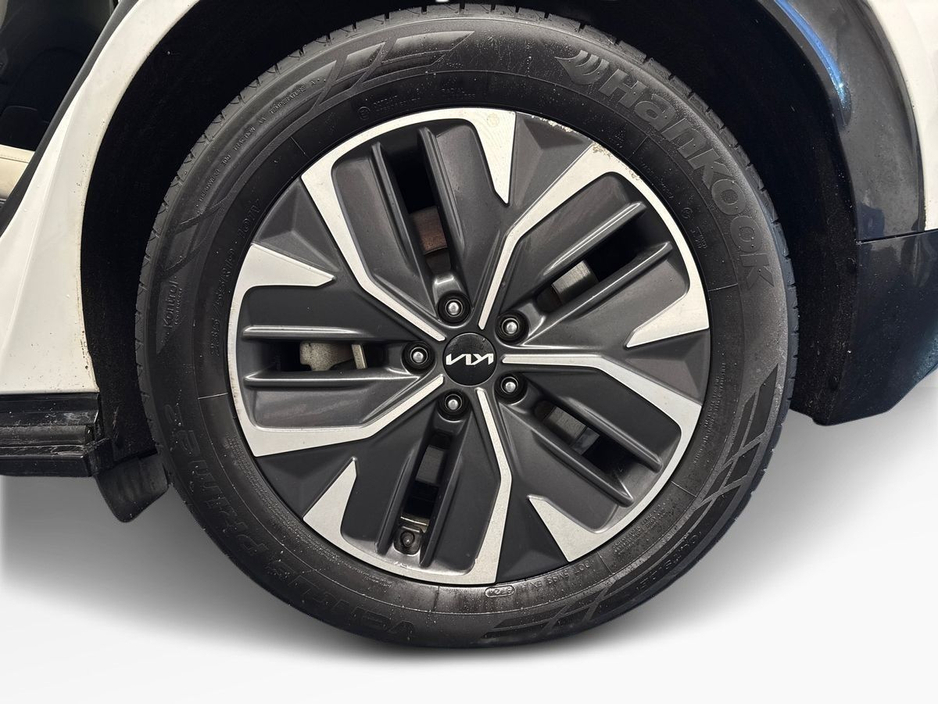 2022 Kia EV6 - image 5