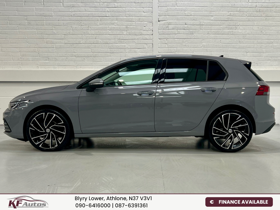 2023 Volkswagen Golf Life 2.0TDI 115bhp 5dr Auto - 232 Reg €29,995