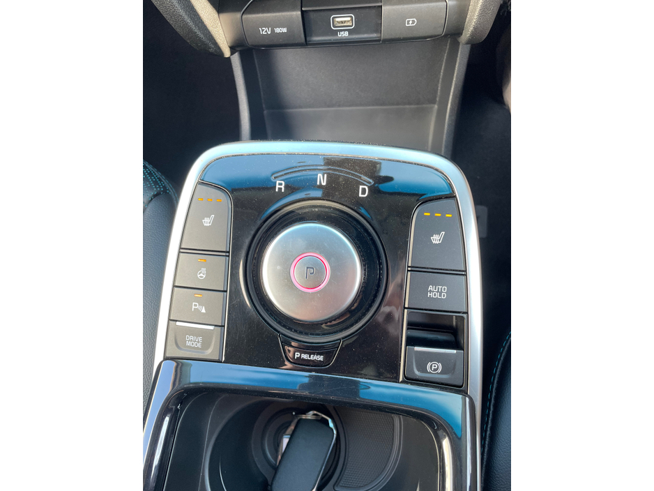 2022 Kia e-Niro - image 14