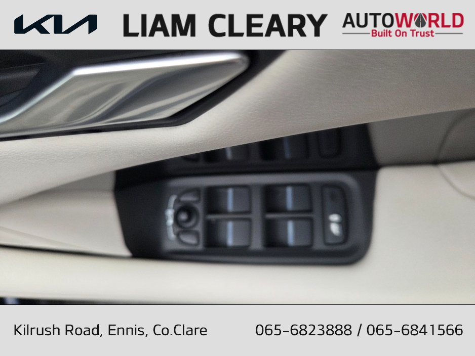 2022 Jaguar I-Pace - image 18