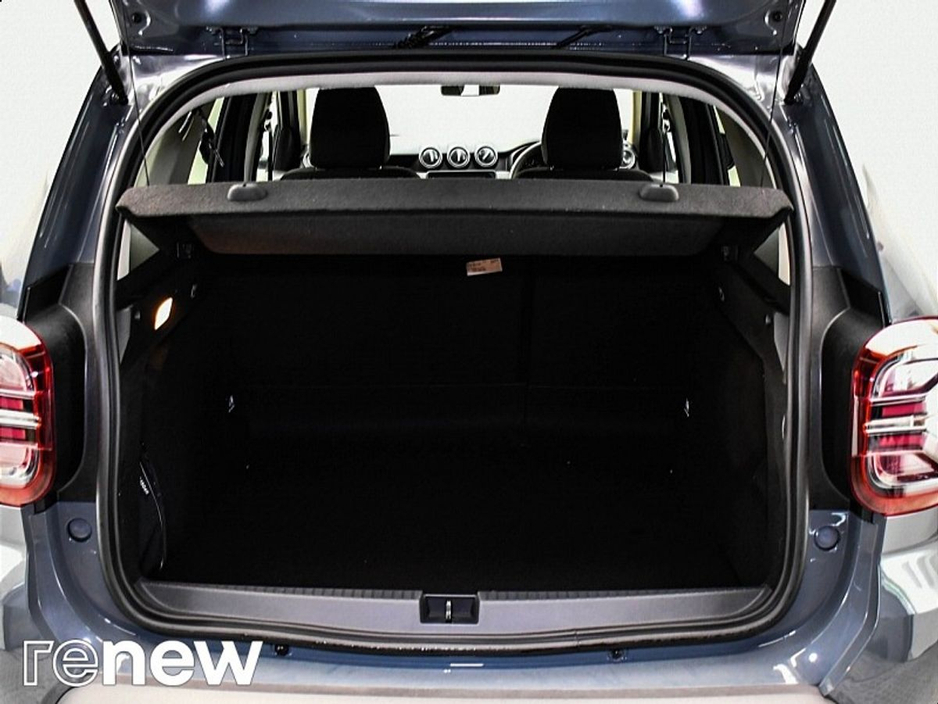 2023 Dacia Duster Journey Blue dCi 115 4x2 NBI €23,900