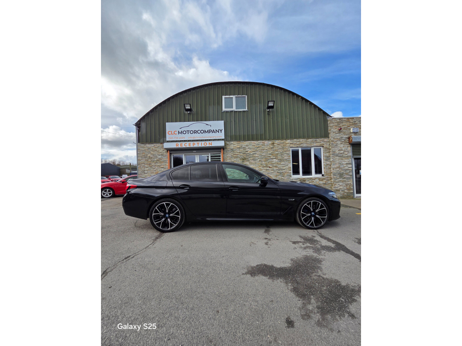 2021 BMW 5 Series - image 2