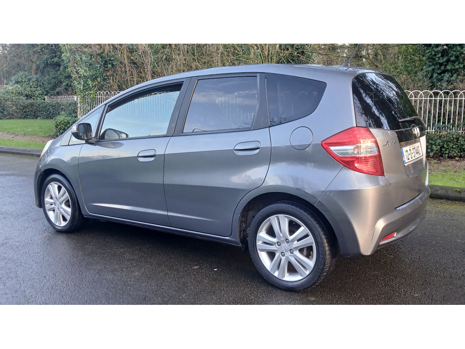2012 Honda Jazz **AUTOMATIC** 1.3 VTEC EXECUTIVE 5dr - ONLY 29K KLMS €8,950