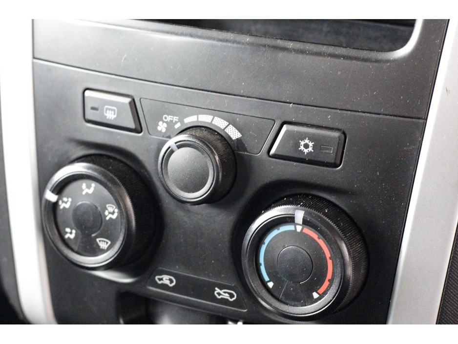 2017 Isuzu D-MAX - image 20