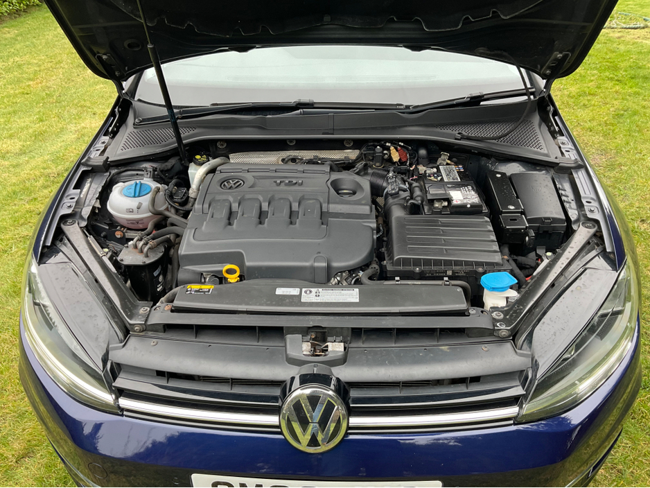 2019 Volkswagen Golf - image 20