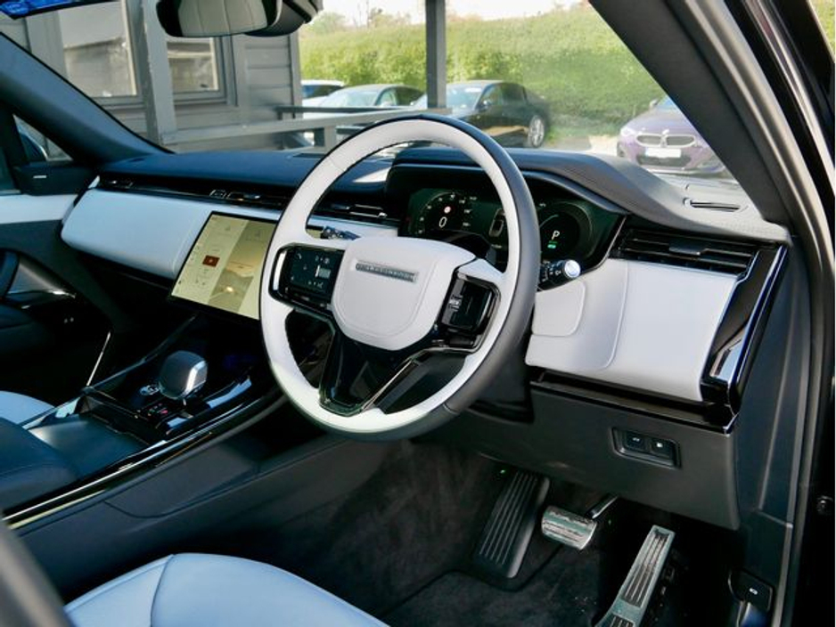 2026 Land Rover Range Rover Sport - image 13