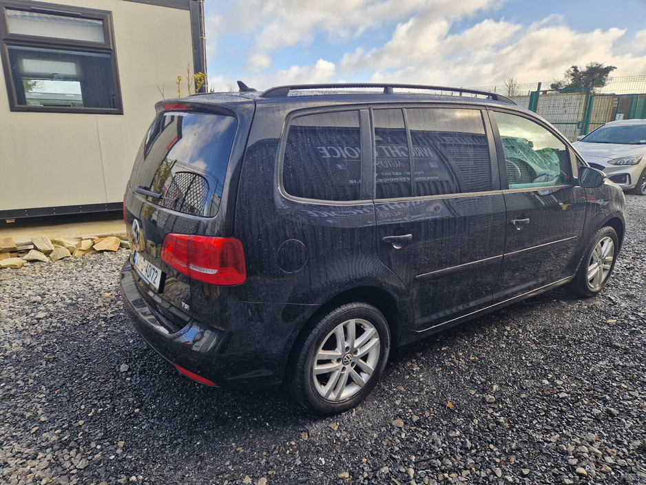 2013 Volkswagen Touran - image 6