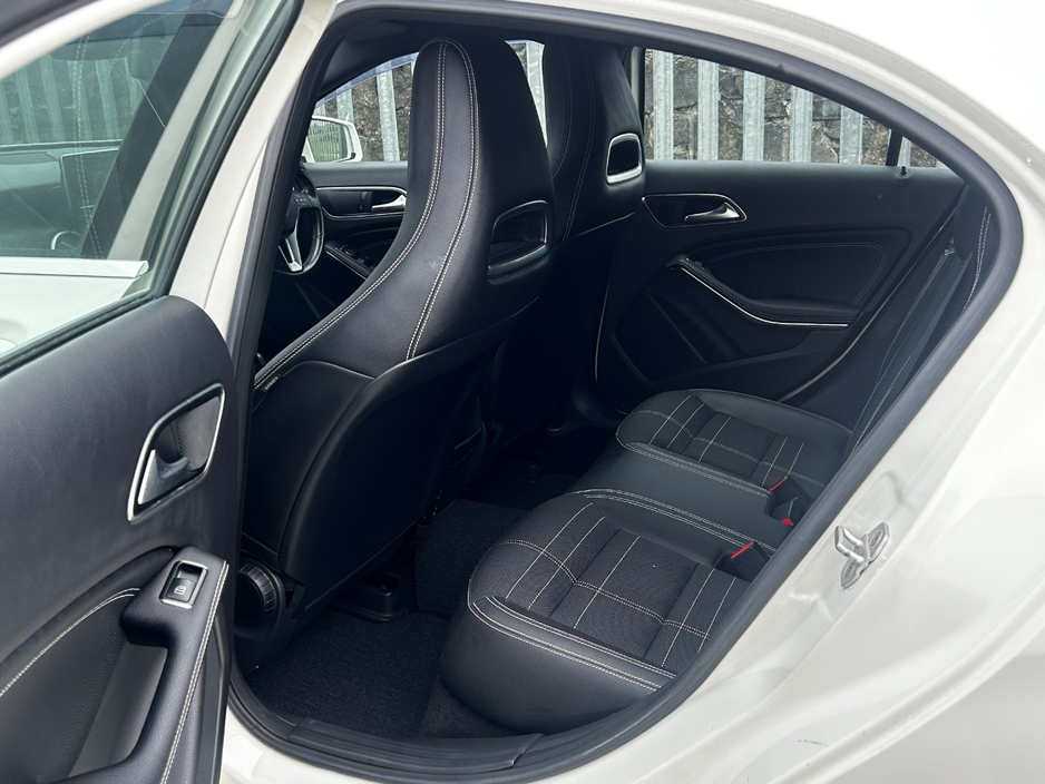 2014 Mercedes-Benz A Class - image 10