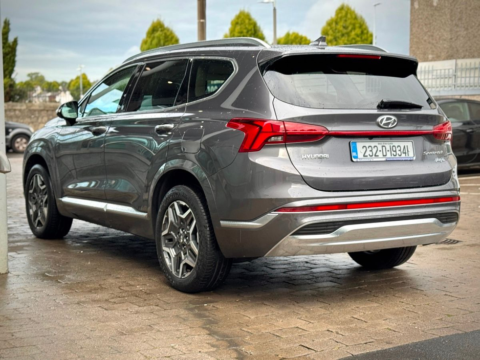 2023 Hyundai Santa Fe 1.6 PHEV 4WD Executive Plus Auto - Plug in Hybrid €49,995