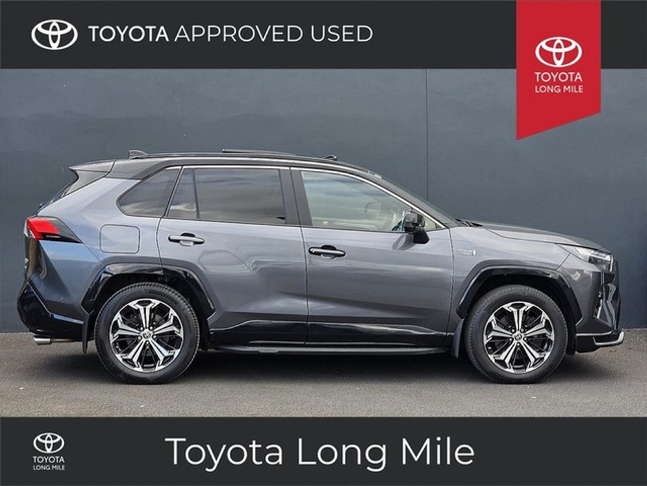 2022 Toyota Rav4 - image 3