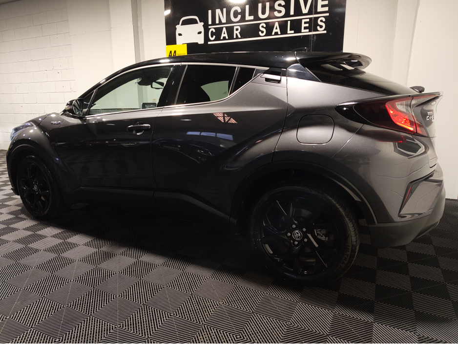 2021 Toyota C-HR - image 14