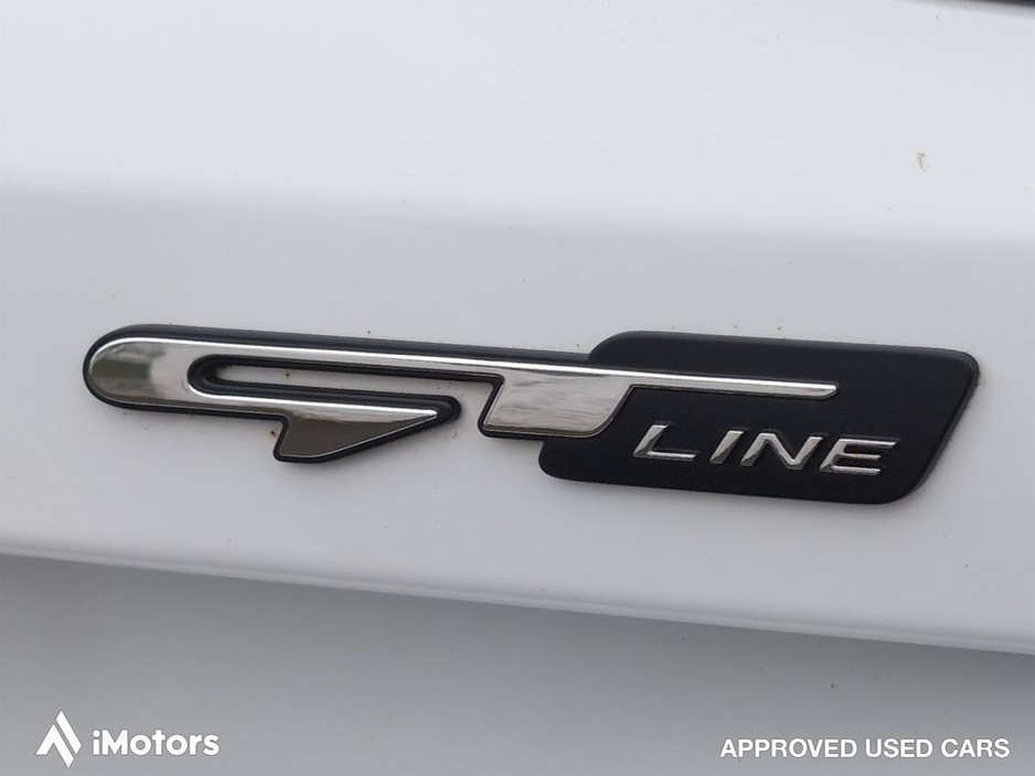 2023 Kia Ceed - image 22