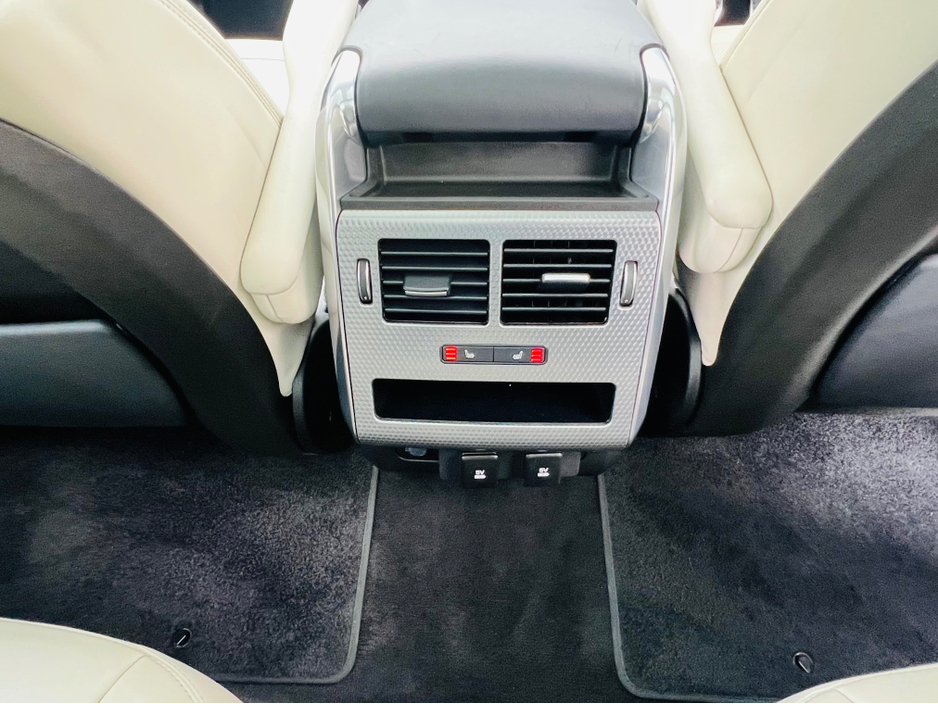 2019 Land Rover Range Rover Sport - image 14