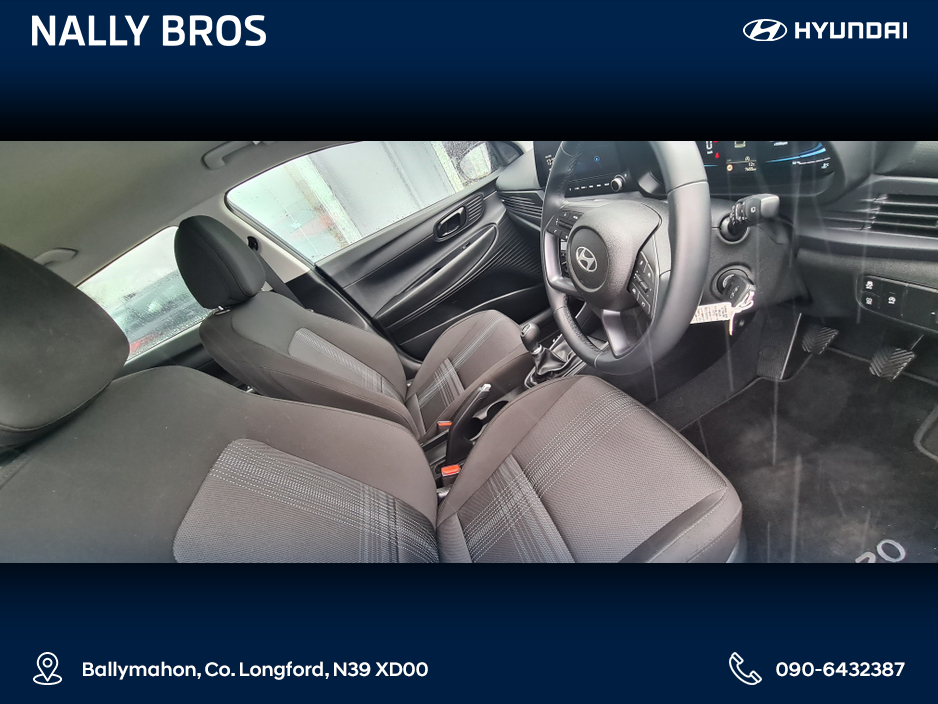 2025 Hyundai i20 - image 7