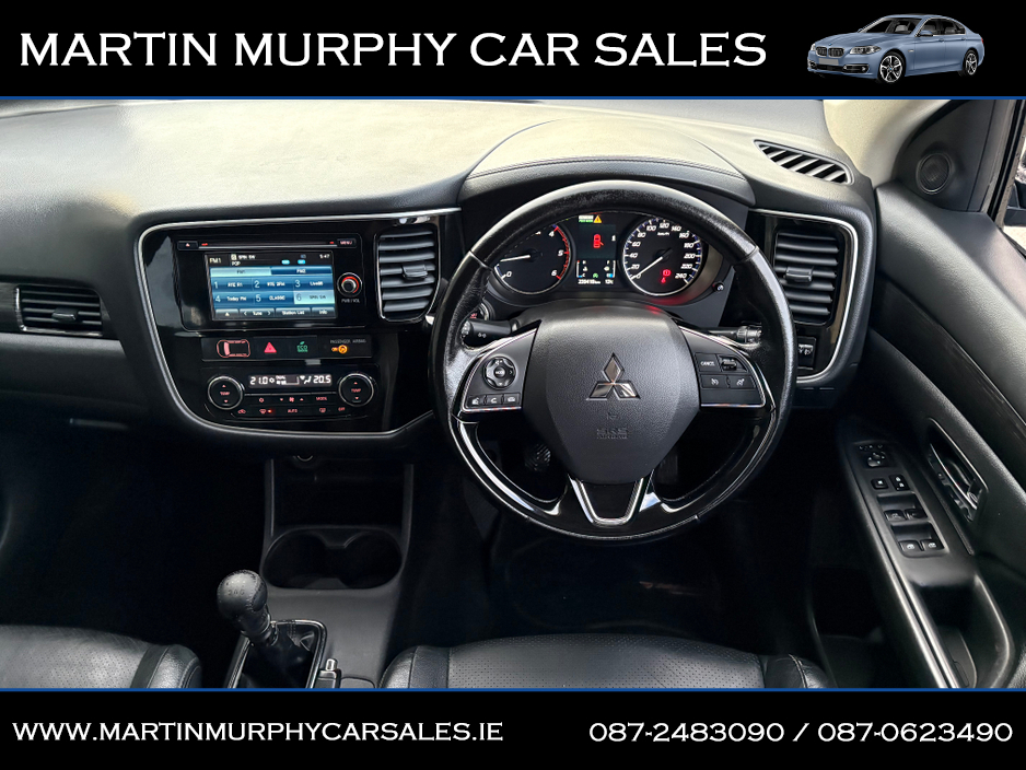 2015 Mitsubishi Outlander - image 12