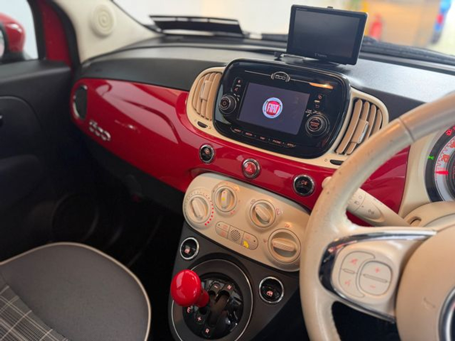 2018 Fiat 500 - image 9