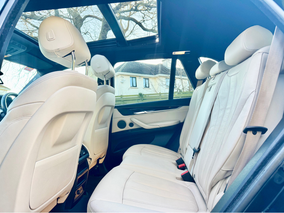 2017 BMW X5 XDRIVE25D!! M-SPORT!! PANROOF!! €29,900