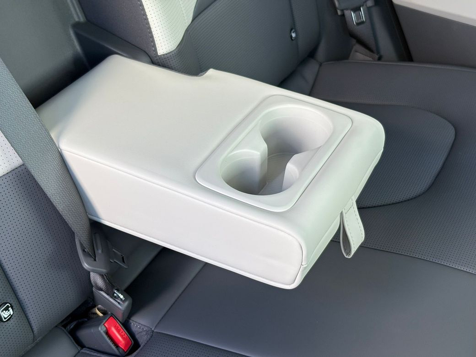 2026 Kia EV3 - image 31