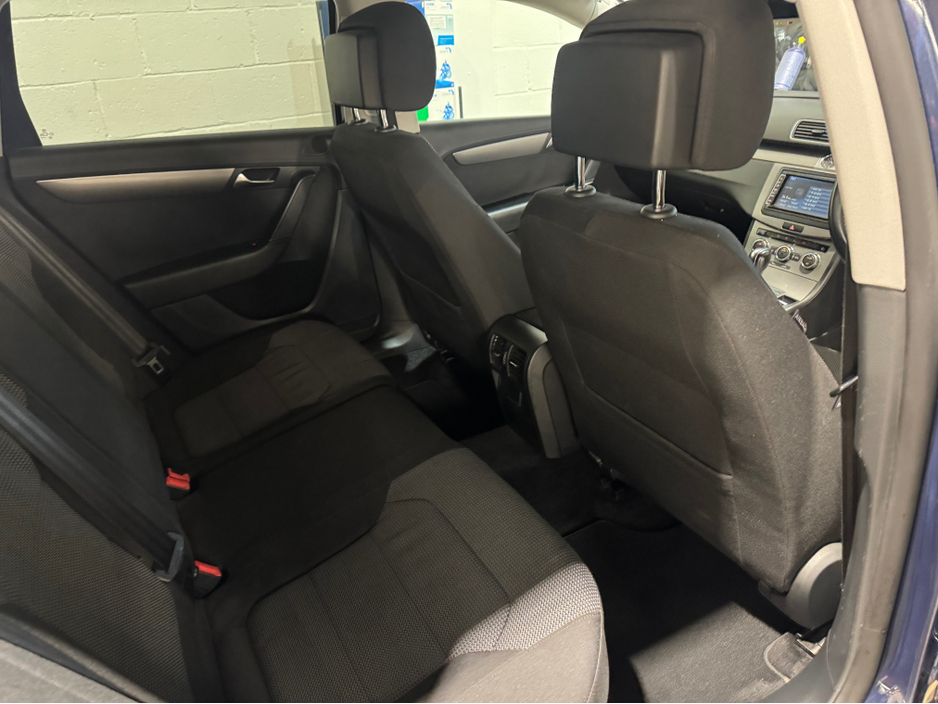 2012 Volkswagen Passat DBA-3CCAX €9,975