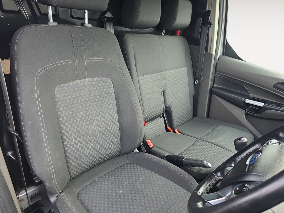 2023 Ford Transit Connect  €12,967