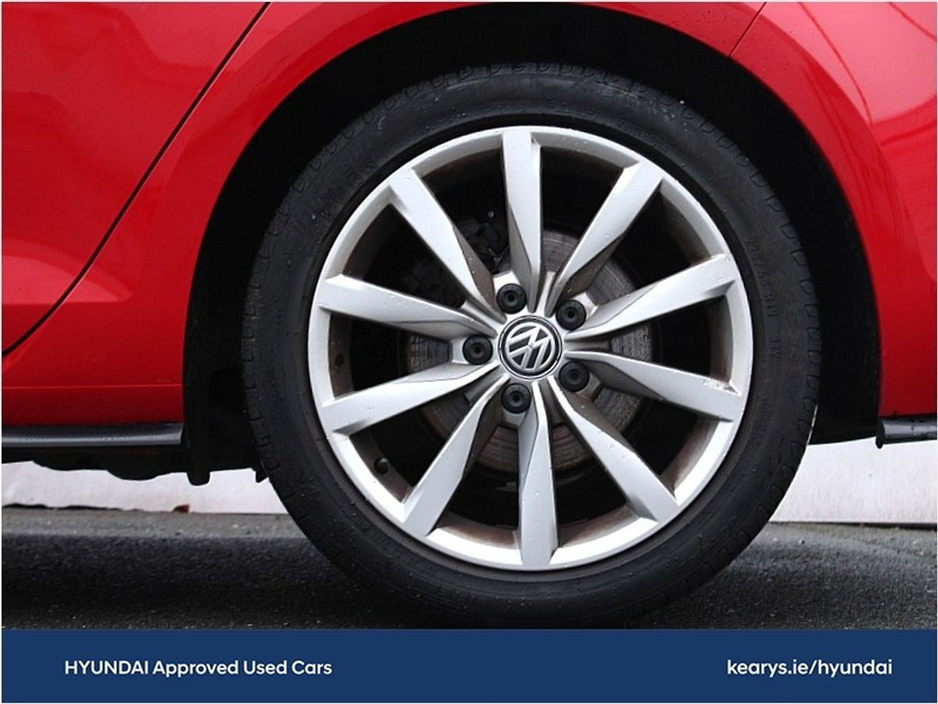 2019 Volkswagen Golf - image 8