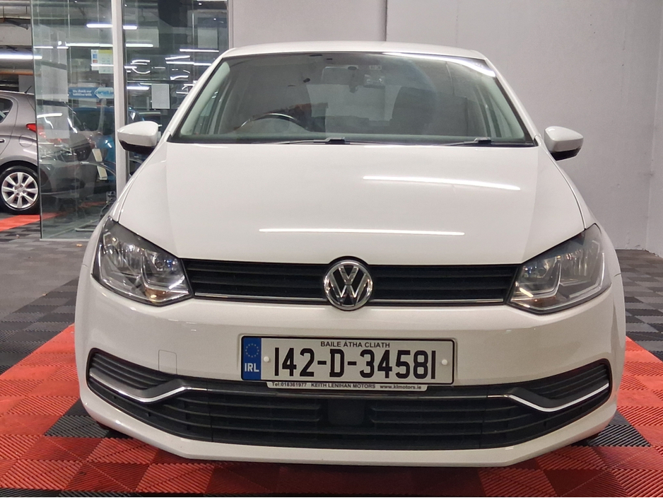 2014 Volkswagen Polo **LOW MILEAGE** €9,888