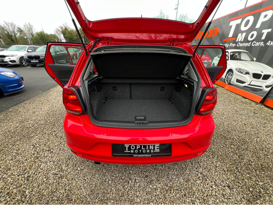 2017 Volkswagen Polo - image 18