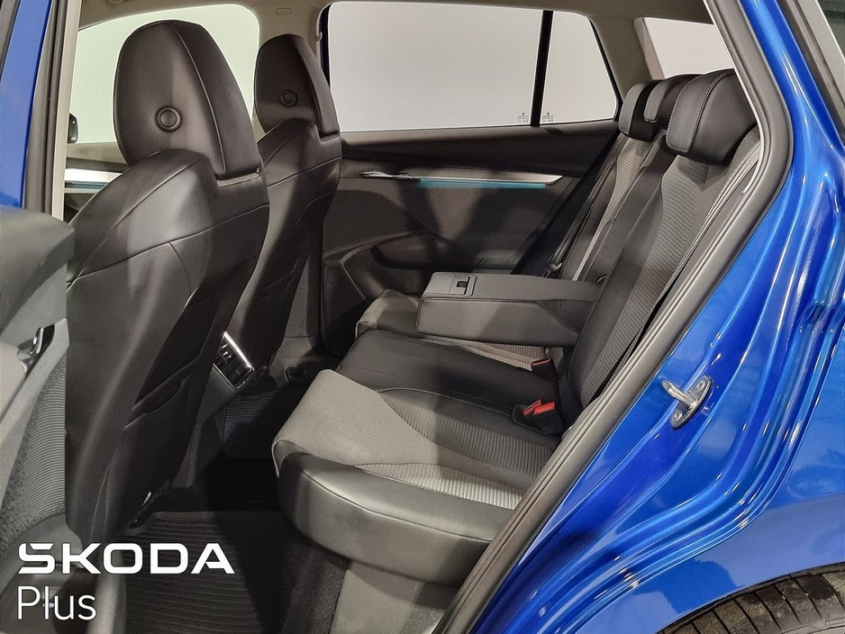 2023 Skoda Enyaq - image 7