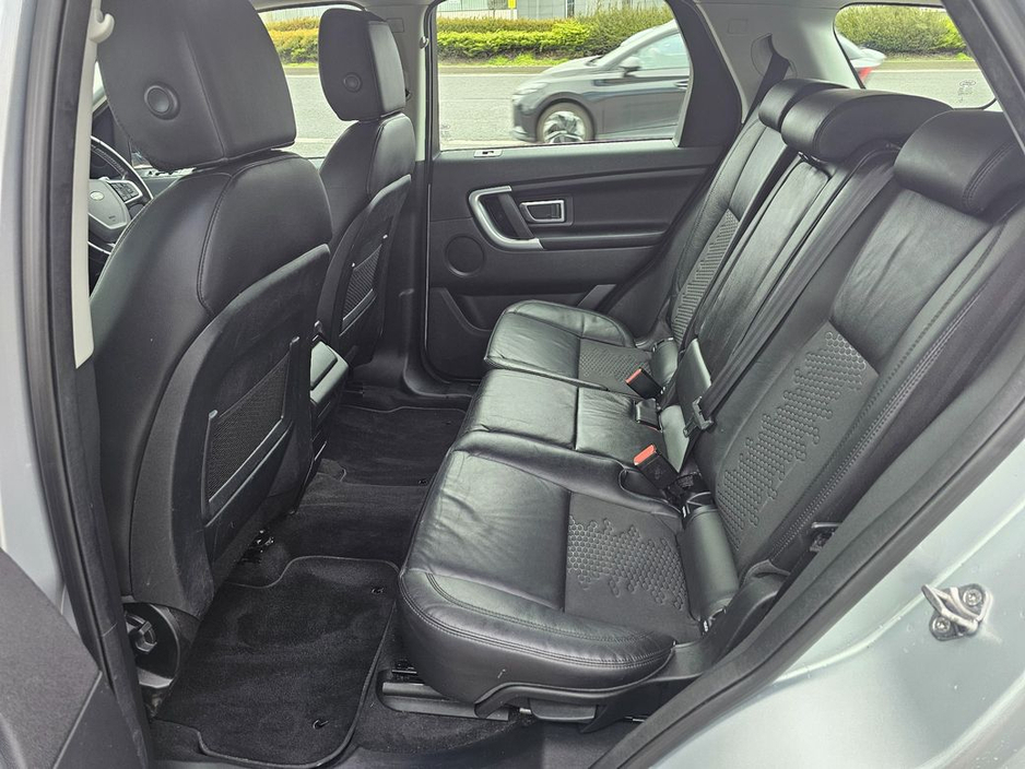 2018 Land Rover Discovery Sport - image 18